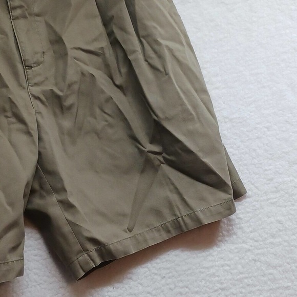 Columbia Sportswear Pleated Front Shorts Size 38 Waist 8.5 Inch Inseam‎ - Picture 5 of 13